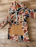 Chocolate lab duck pullover