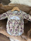 Deer camo long sleeve bubble