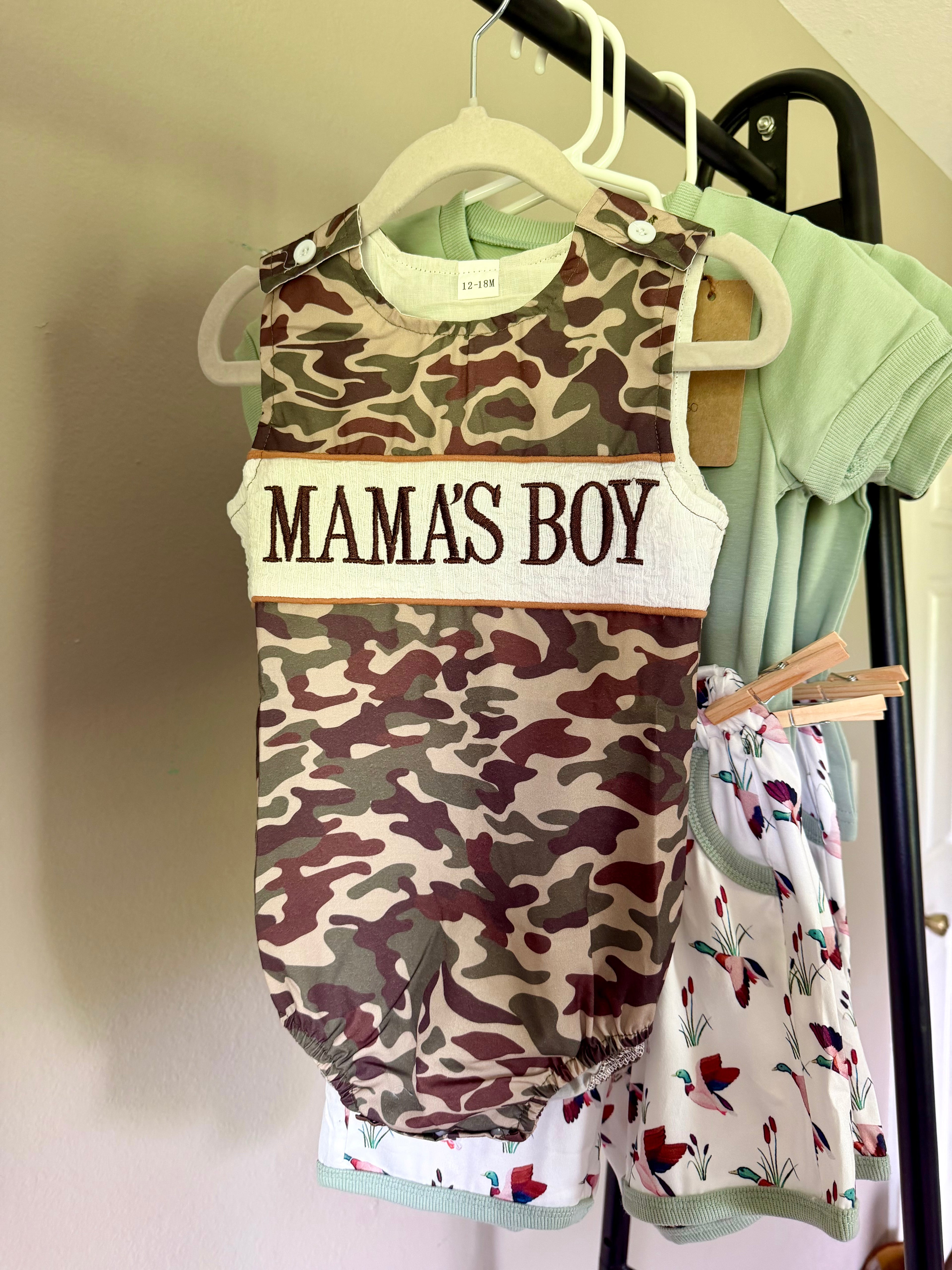 Mama’s Boy Camo Bubble