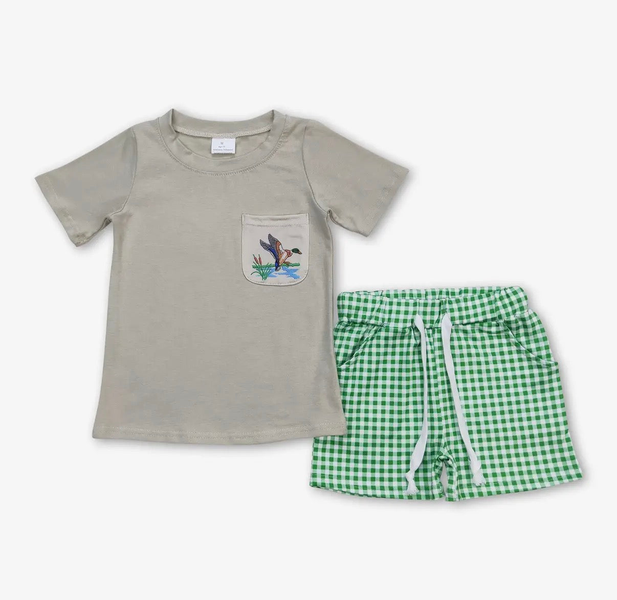 Duck Pocket Plaid Shorts