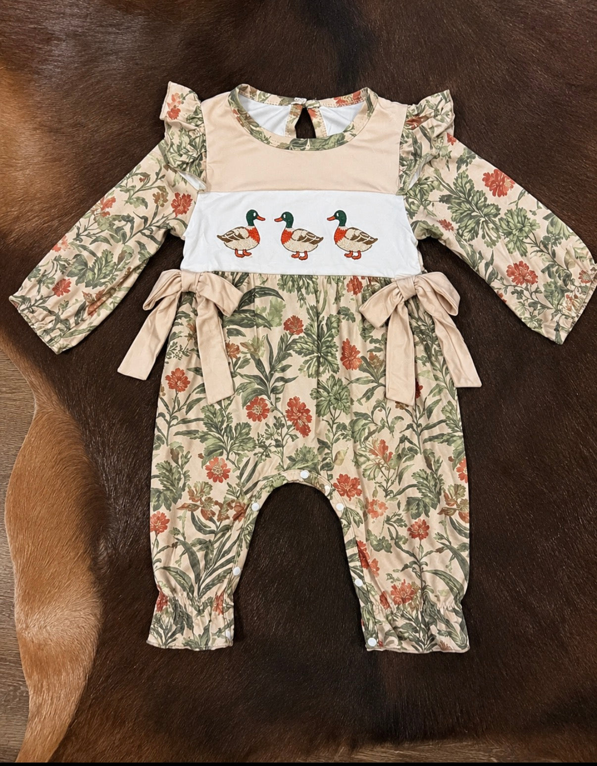 Duck flower long sleeve romper